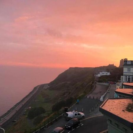 Seascape - Fantastic Location With Sea Views! Apartment Scarborough Exterior photo