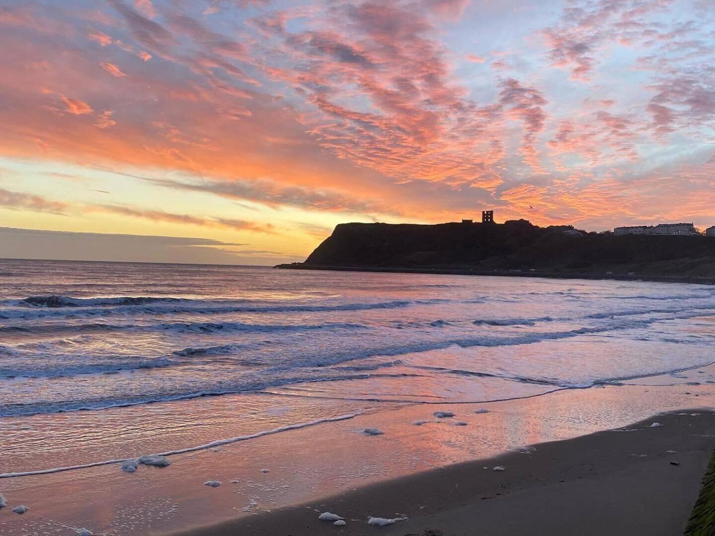 Seascape - Fantastic Location With Sea Views! Apartment Scarborough Exterior photo